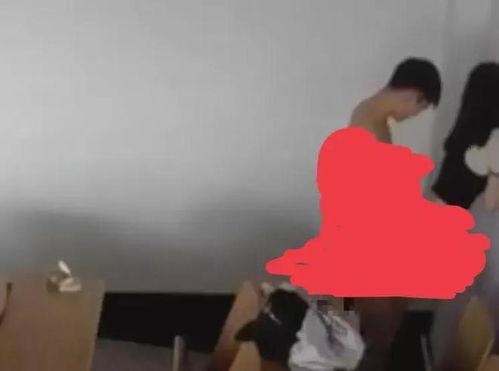 科大教室吃瓜,瓜田里的欢乐时光