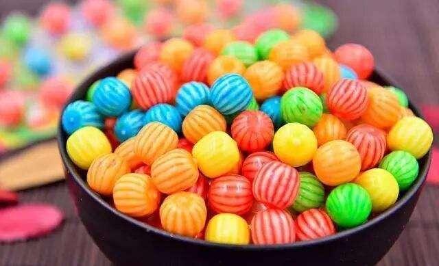 带你吃瓜吃恐怖零食,带你探索刺激味蕾的惊悚之旅