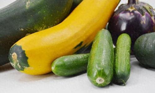 三个瓜同时吃,味蕾盛宴